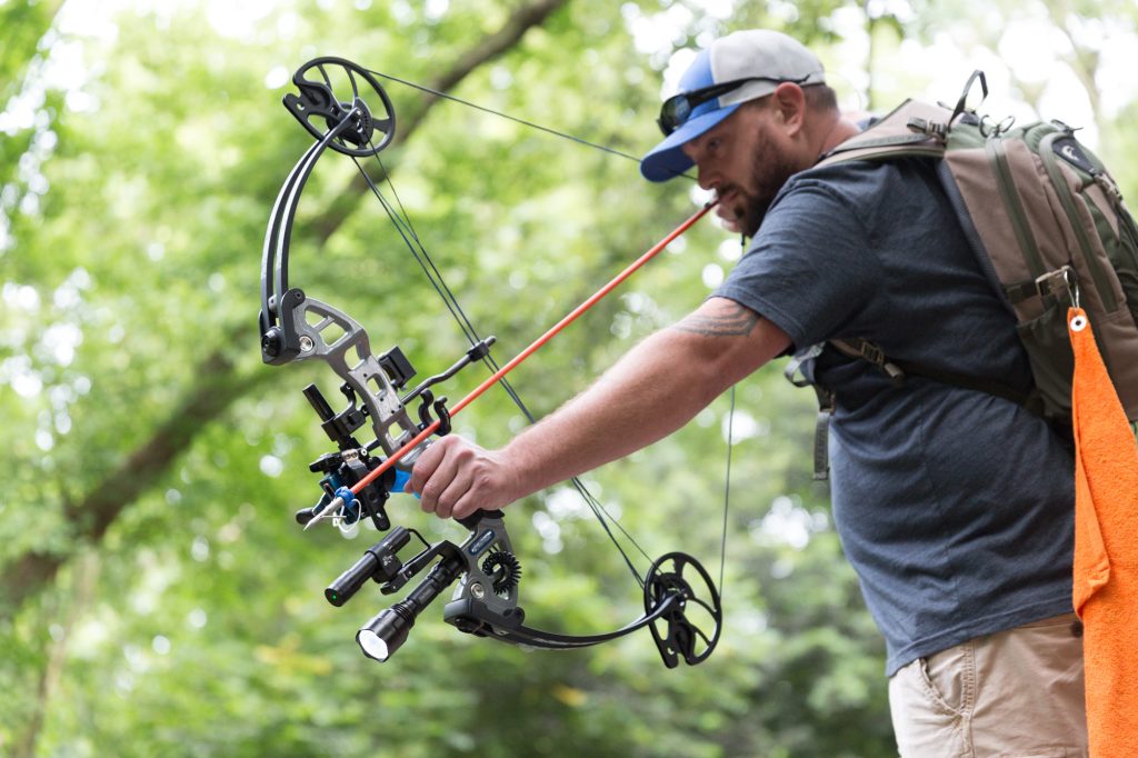 Fin-Finder Bowfishing, Bowfishing