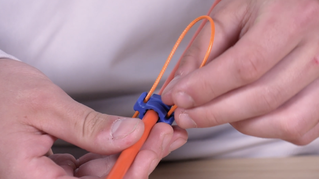 10 Simple Steps to Tie a Bowfishing Arrow Slide Knot